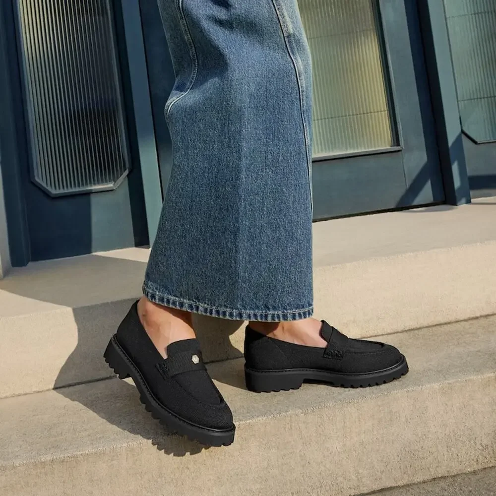 Vivaia Francesca Platform Chunky Heel Penny Minimalist Preppy Black Loafer 7